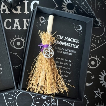 Mini Besom Pentagram