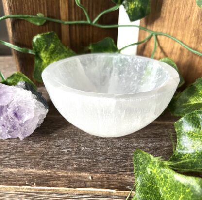 8cm selenite round charging bowl