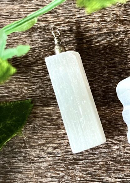 Selenite Pendant Natural