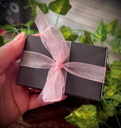 Rose Quartz SL Gift Set Ribbon Box