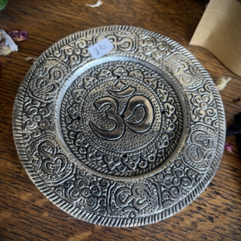 Altar Offerings Plate Om