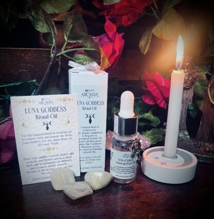 Luna Goddess Ritual Oil