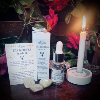 Luna Goddess Ritual Oil